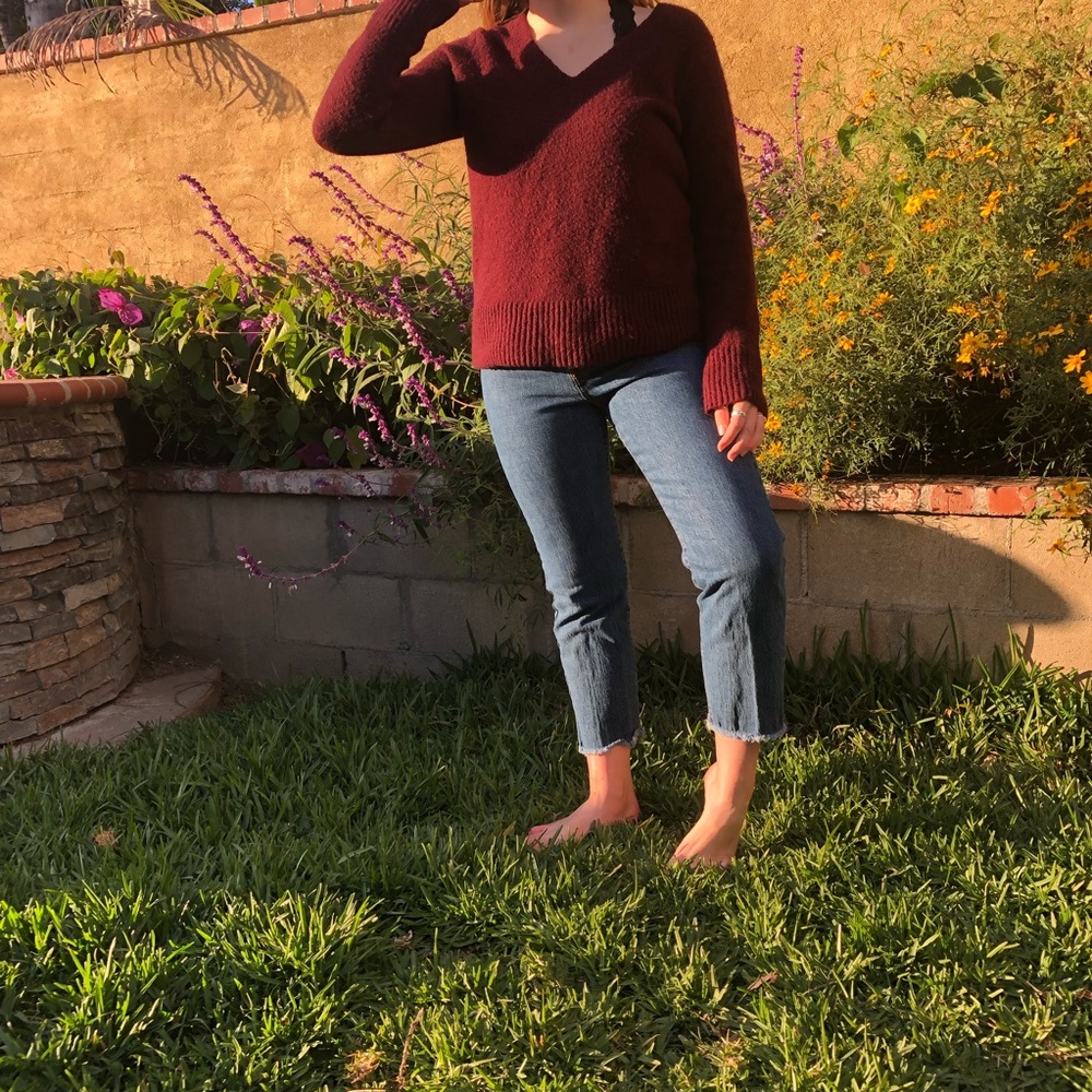 Maroon sweater